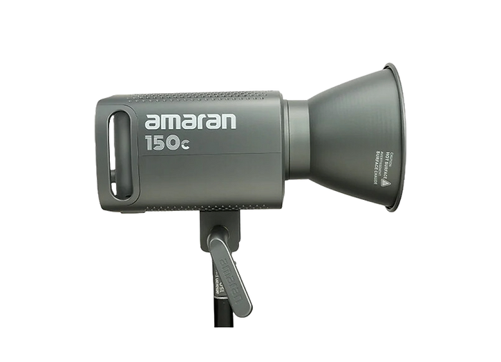 APUTURE AMARAN COB 150c de profil avec Bol Bowens 150 watts en location