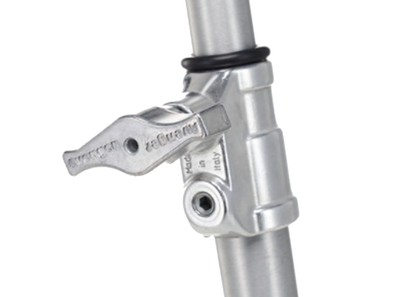 Avenger Pied Baby 10 A0010 (52-100cm) en location