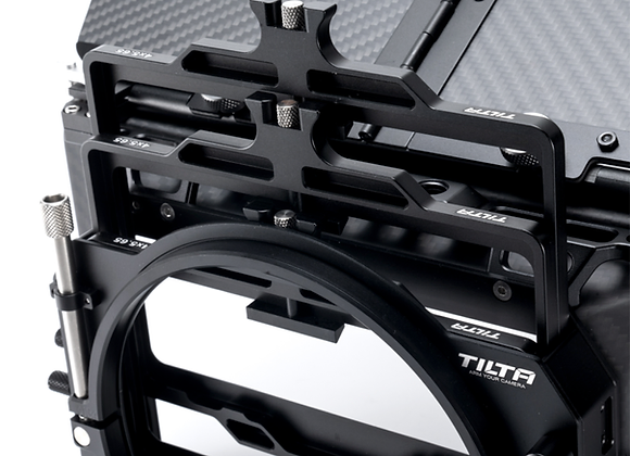 Tilta matte box clip on de face zommé en location à Maximaloc